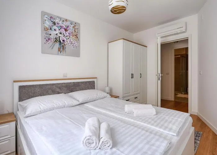 Apartments Luna With Free Parking